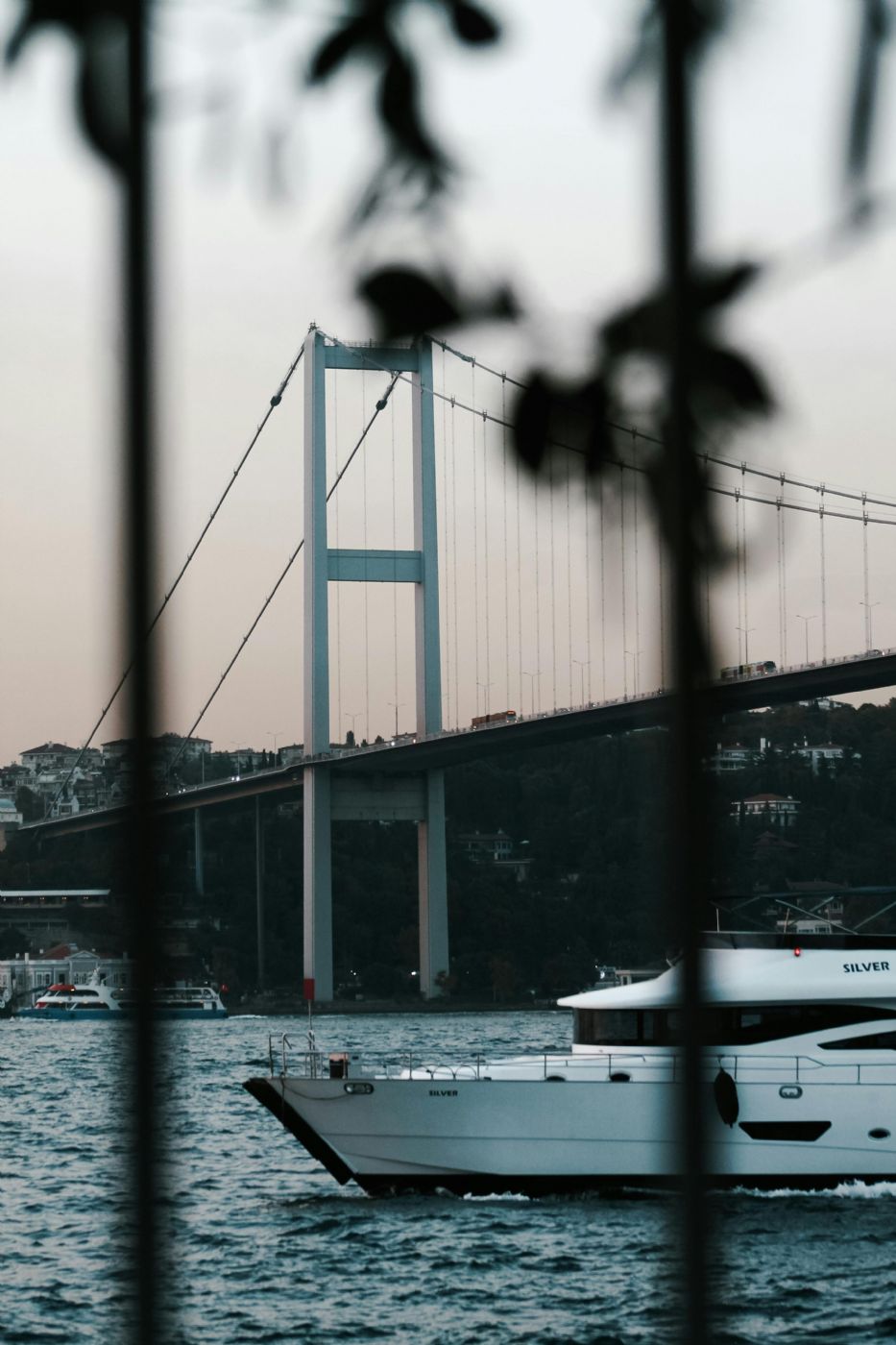 Istanbul Weddings on Luxury Yacht on the Bosphorus